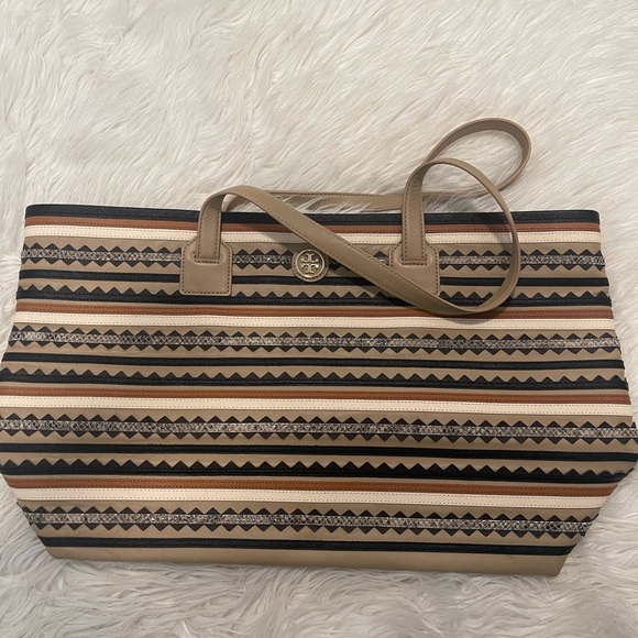 Tory Burch Tote - Picture 4 of 5